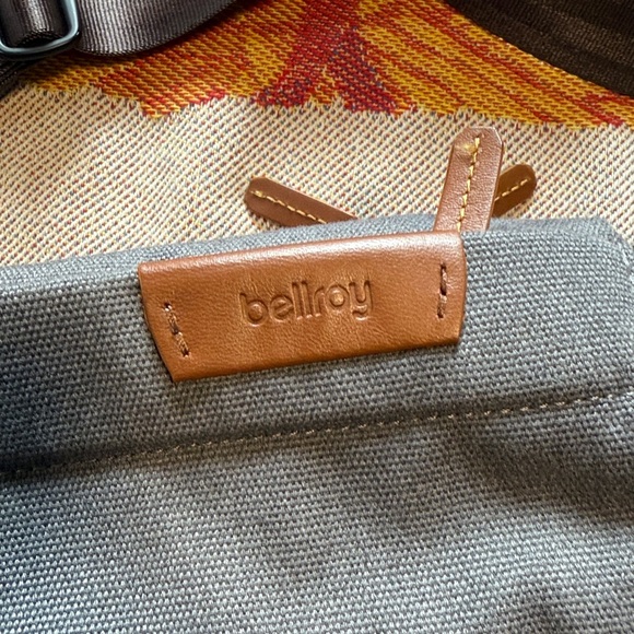 Bellroy mini sling - Picture 3 of 6